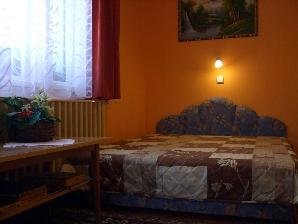 Lugas Szallas Jászberény Quarto foto